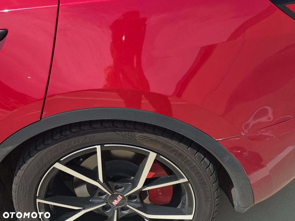 Tesla Model Y Long Range Dual Motor AWD - 13