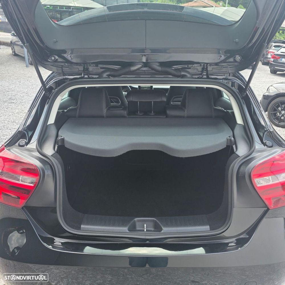 Mercedes-Benz A 180 - 35