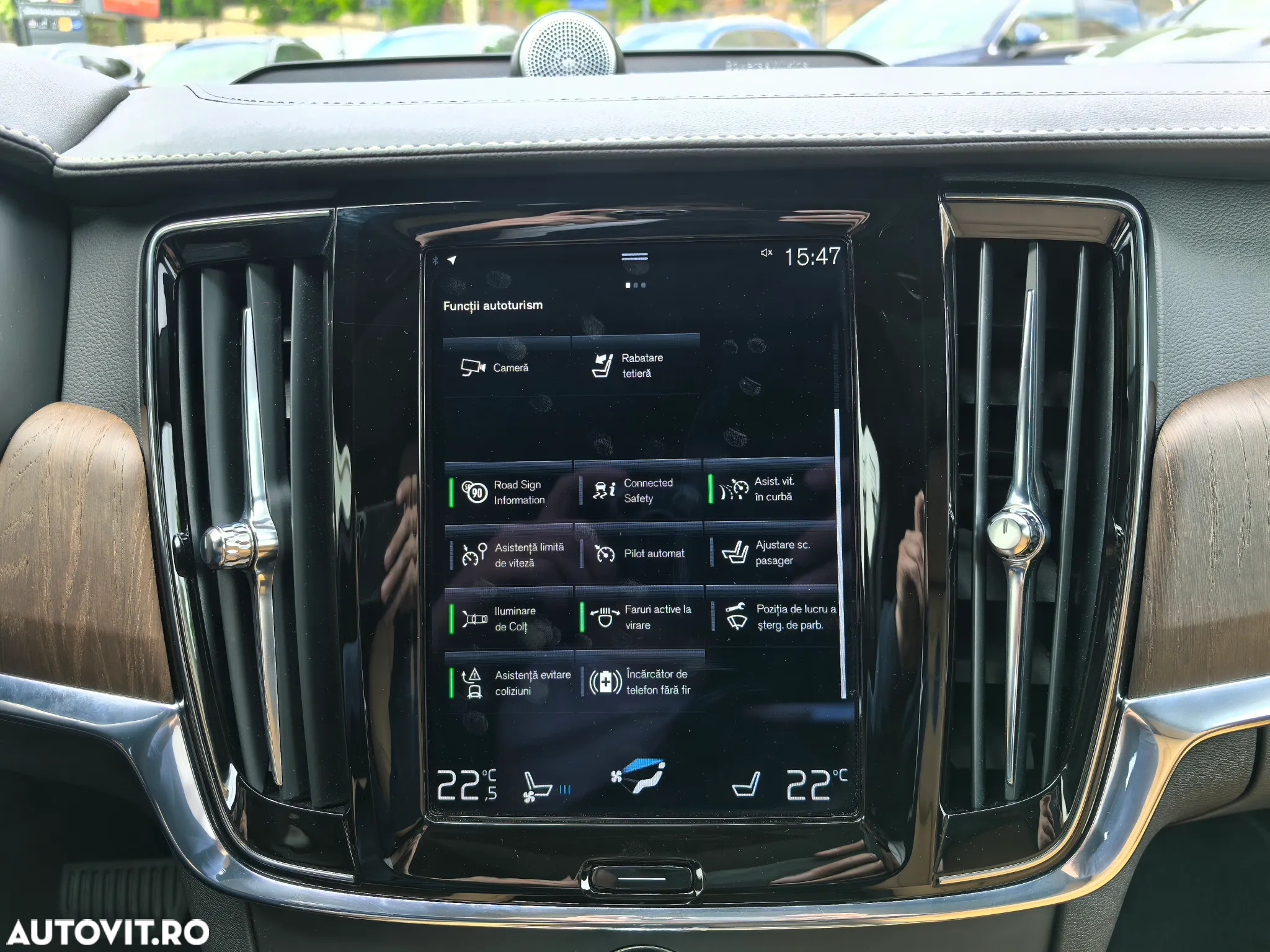 Volvo V90 Cross Country B4 D AWD Ultimate - 29
