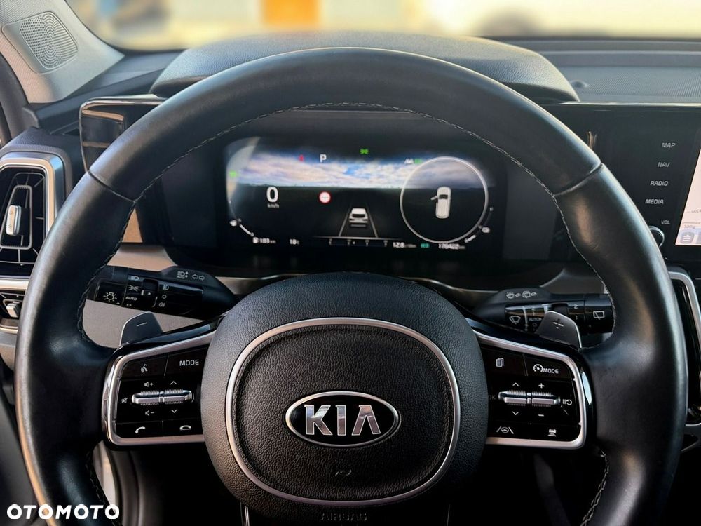 Kia Sorento - 17