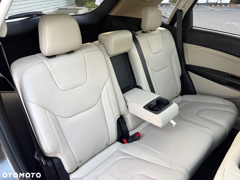 Ford Edge - 27