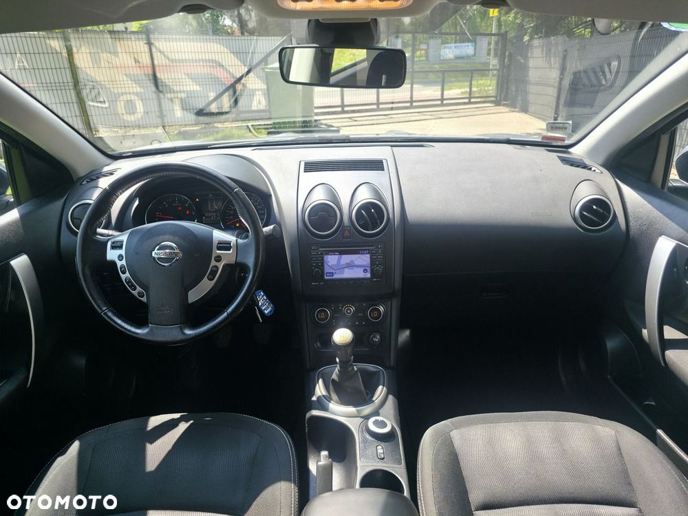 Nissan Qashqai - 11