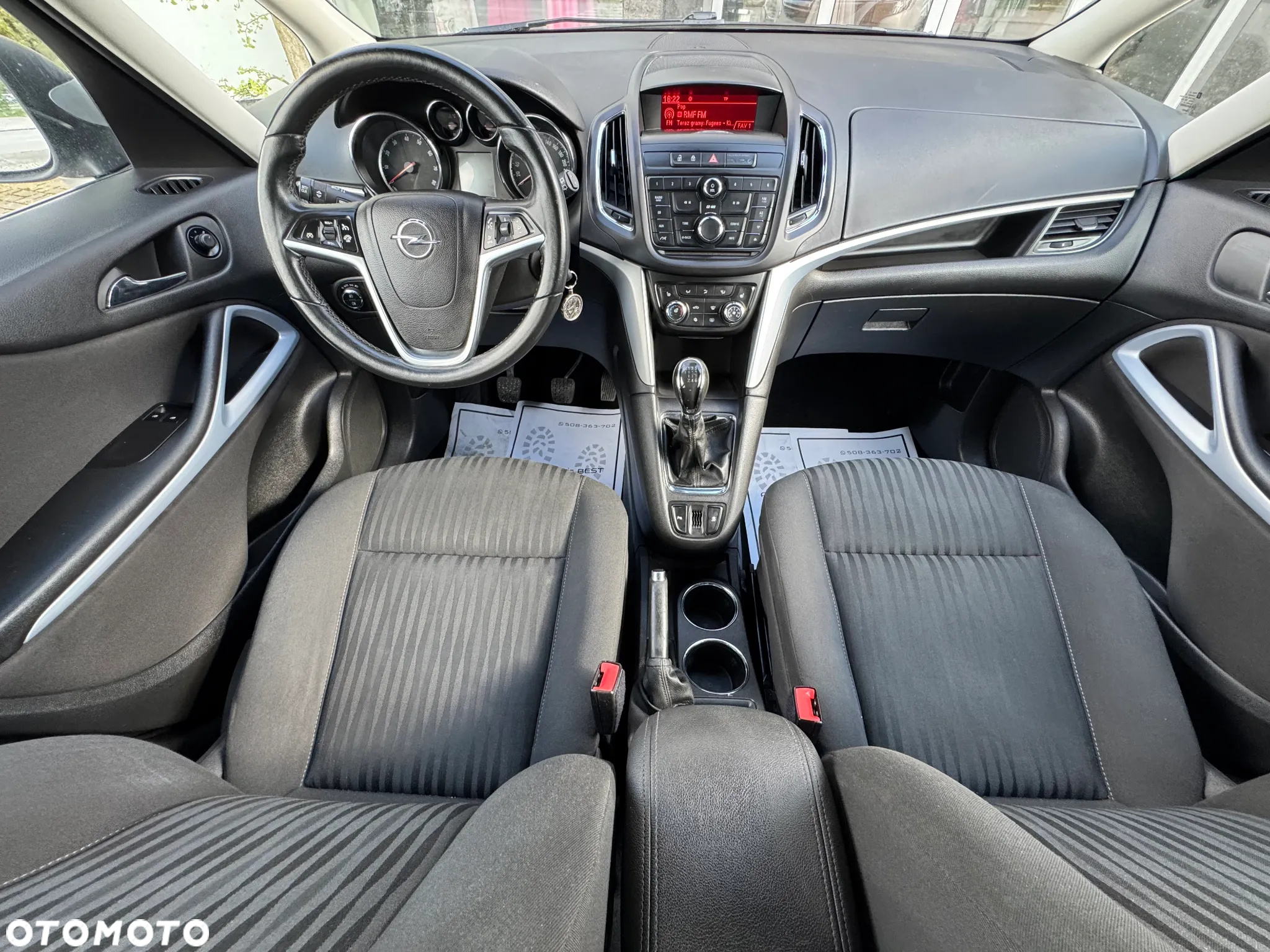 Opel Zafira 1.4 T Cosmo EcoFLEX S&S EU6 - 26