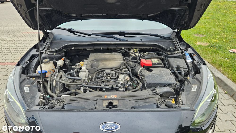 Ford Focus 1.0 EcoBoost Titanium - 12