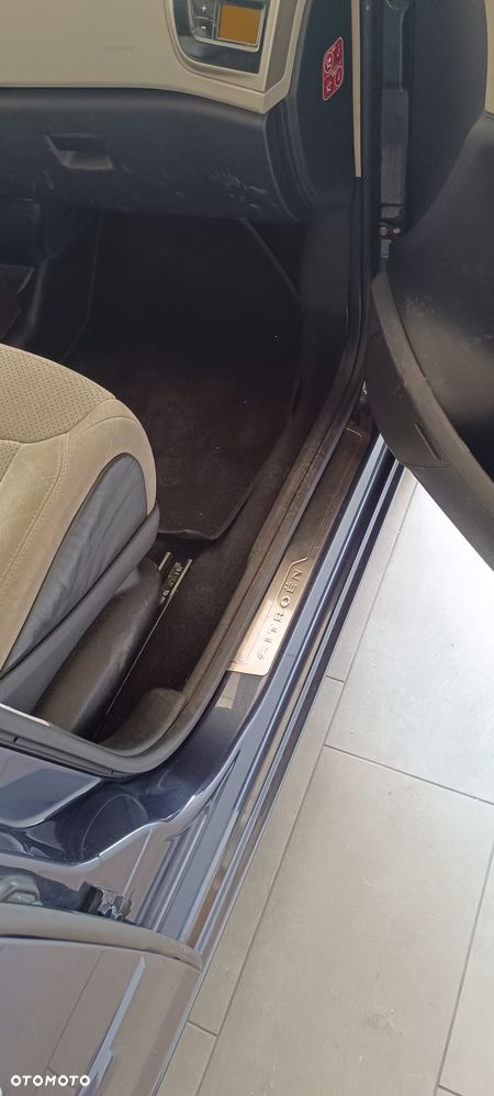 Citroën C4 Picasso 2.0 HDi FAP Exclusive - 10