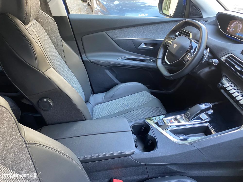 Peugeot 3008 1.5 BlueHDi Allure EAT8 - 21