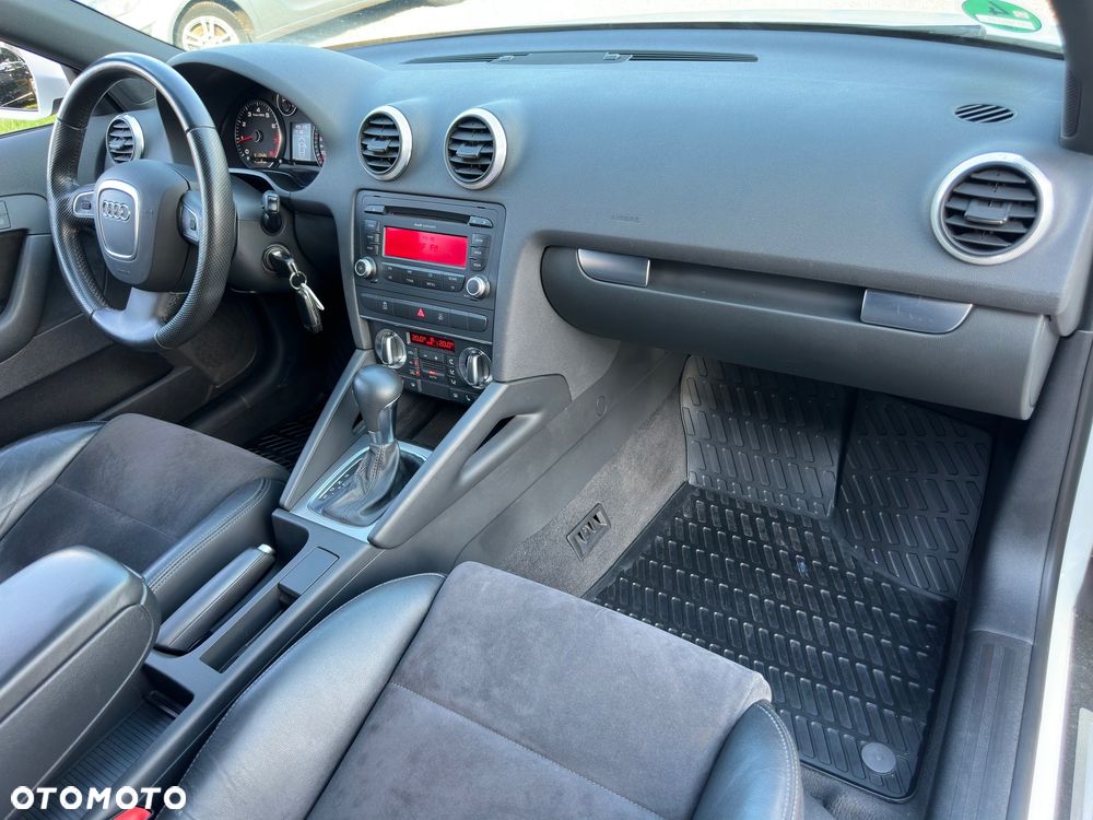 Audi A3 Sportback 1.8 TFSI S tronic S line Sportpaket - 20
