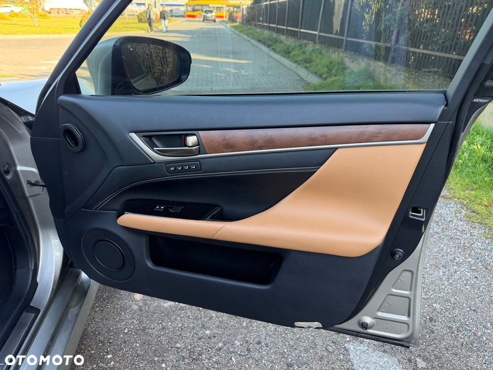 Lexus GS - 17