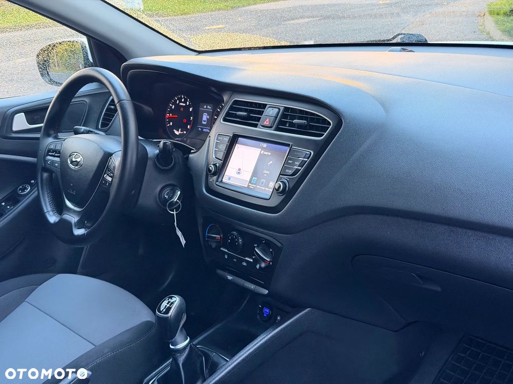 Hyundai i20 blue 1.0 T-GDI Passion Plus - 28