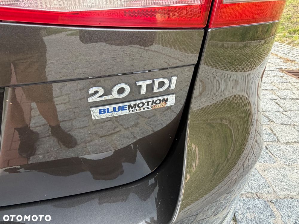 Volkswagen Passat 2.0 TDI BlueMotion Technology Exclusive - 21