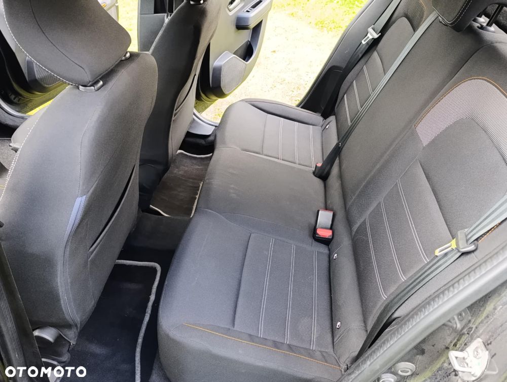 Dacia Sandero TCe 90 Comfort - 8