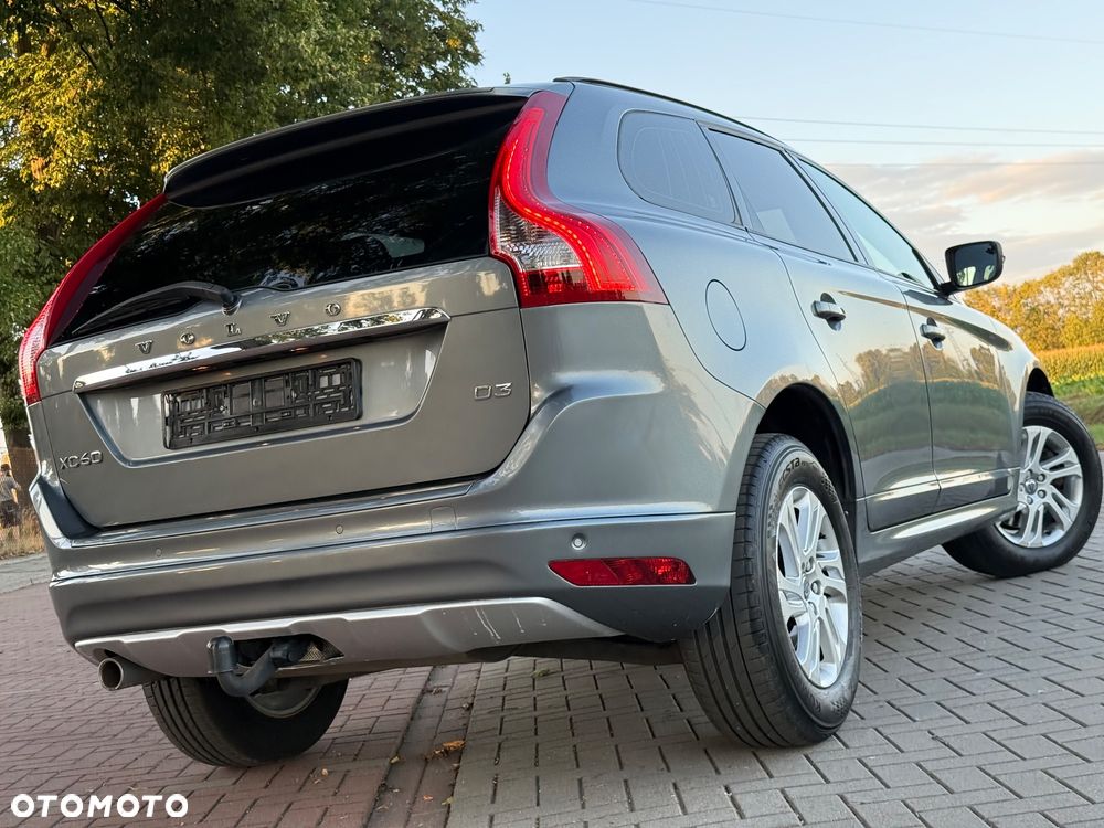 Volvo XC 60 D3 Momentum - 33