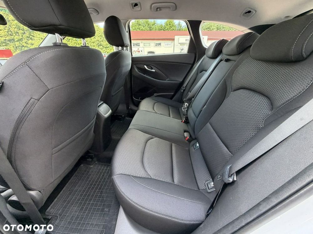 Hyundai i30 - 32