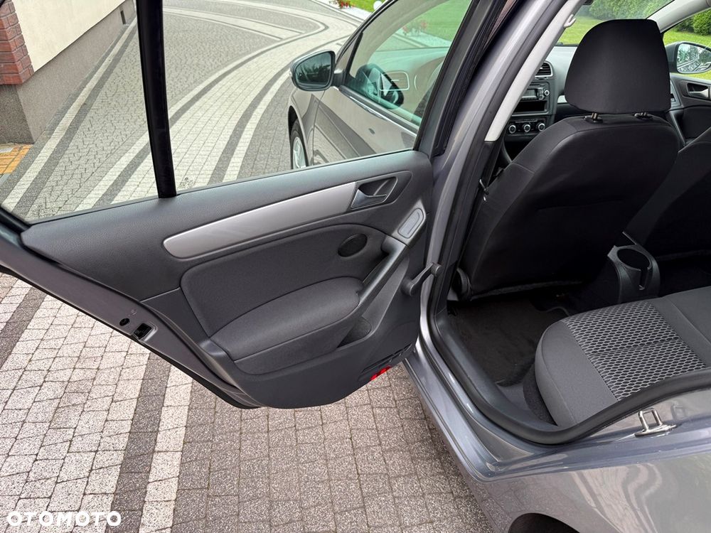 Volkswagen Golf 1.4 Style - 23