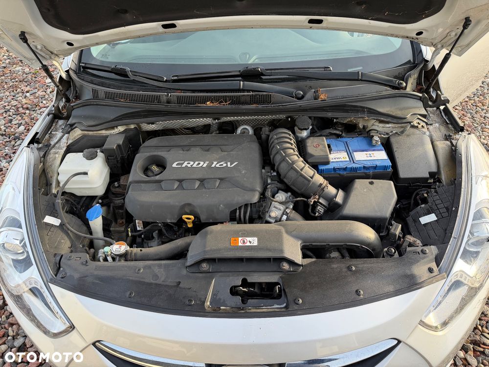 Hyundai i40 i40cw 1.7 CRDi Premium - 17