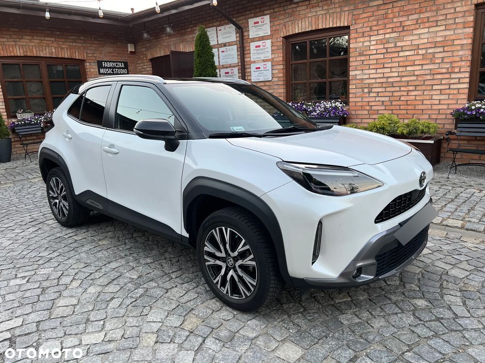 Toyota Yaris Cross Hybrid 1.5 Premiere Edition - 1