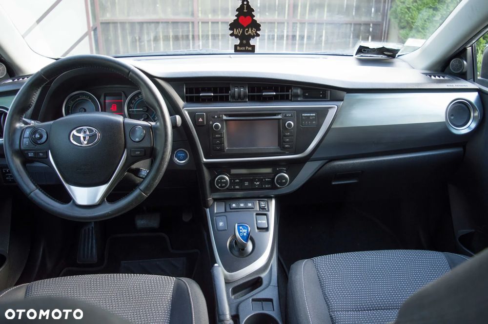 Toyota Auris - 17