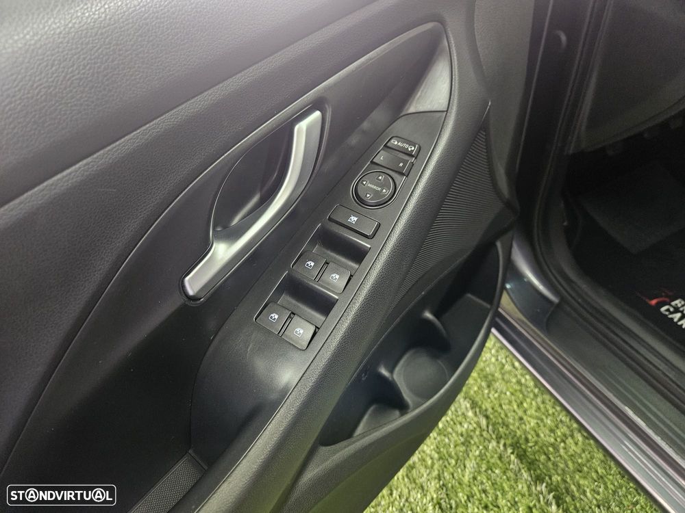 Hyundai i30 SW 1.6 CRDI Prime - 13