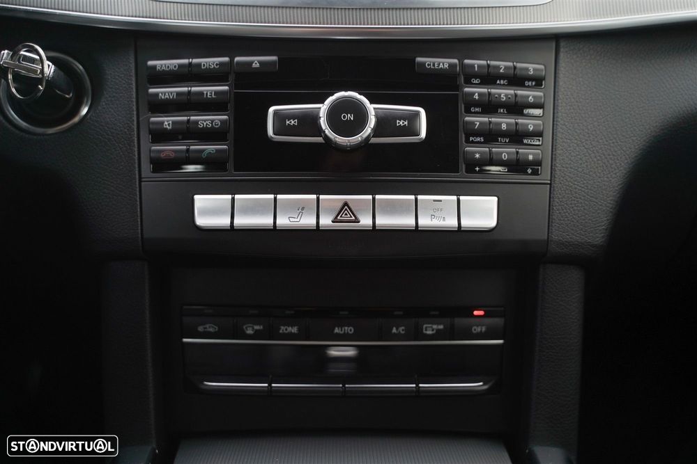 Mercedes-Benz E 300 Bluetec Hybrid Avantgarde - 21