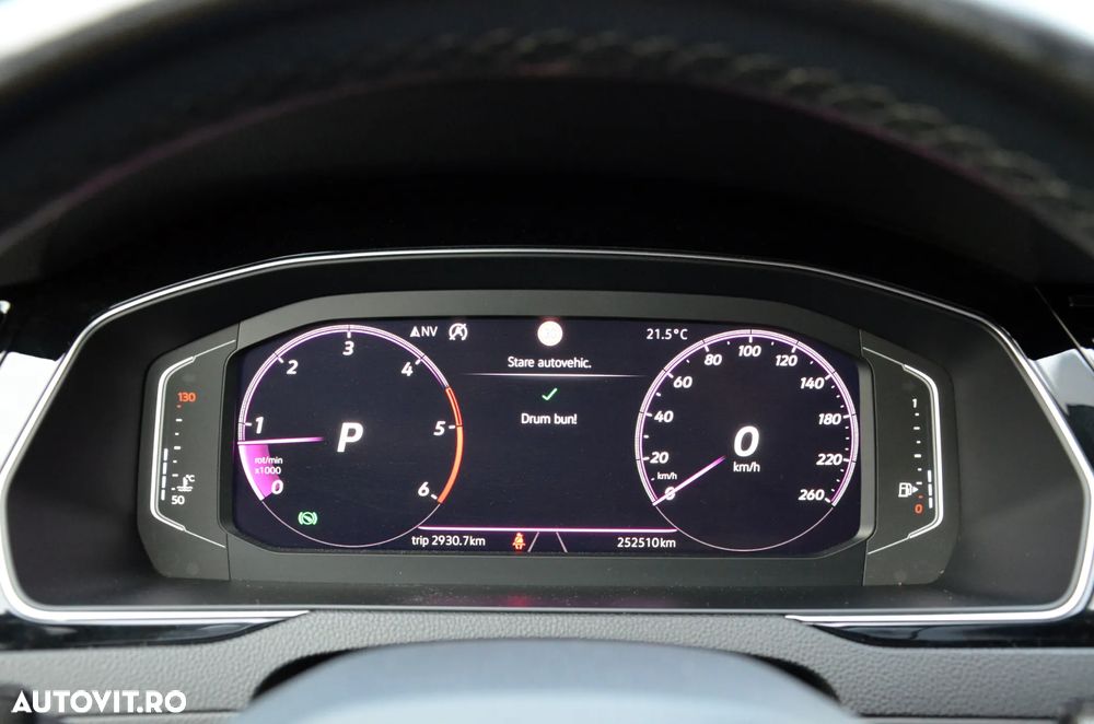 Volkswagen Passat - 33