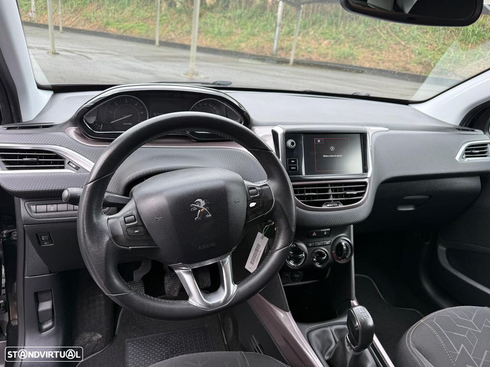 Peugeot 2008 1.4 HDi Allure - 8
