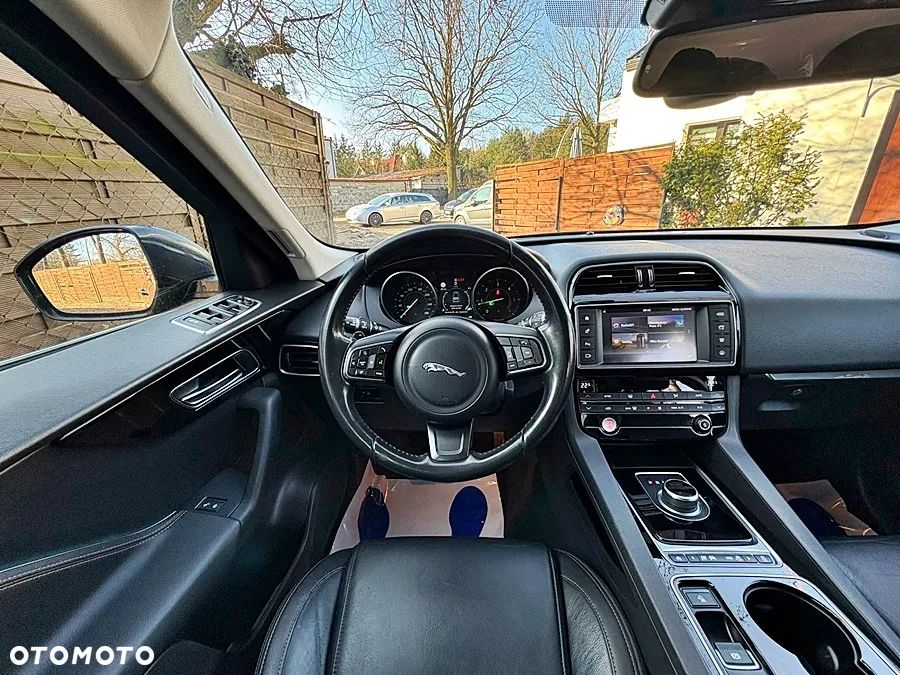 Jaguar F-Pace 20d AWD Prestige - 31