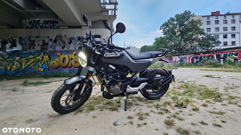 Husqvarna Svartpilen - 4