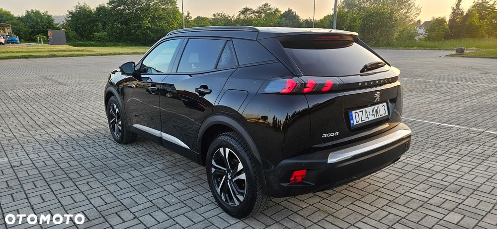 Peugeot 2008 1.5 BlueHDi Allure - 4