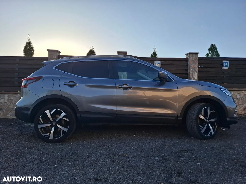 Nissan Qashqai 1.3 DIG-T TEKNA - 18