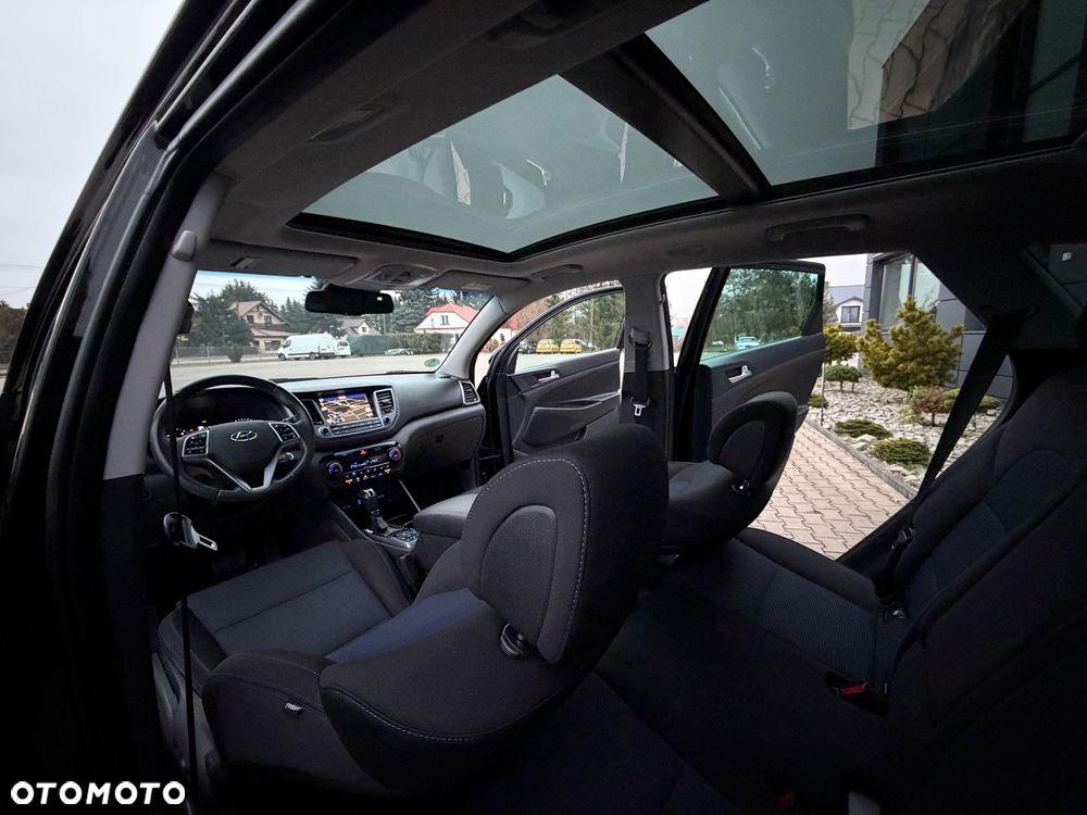 Hyundai Tucson blue 1.7 CRDi 2WD DCT Premium - 30