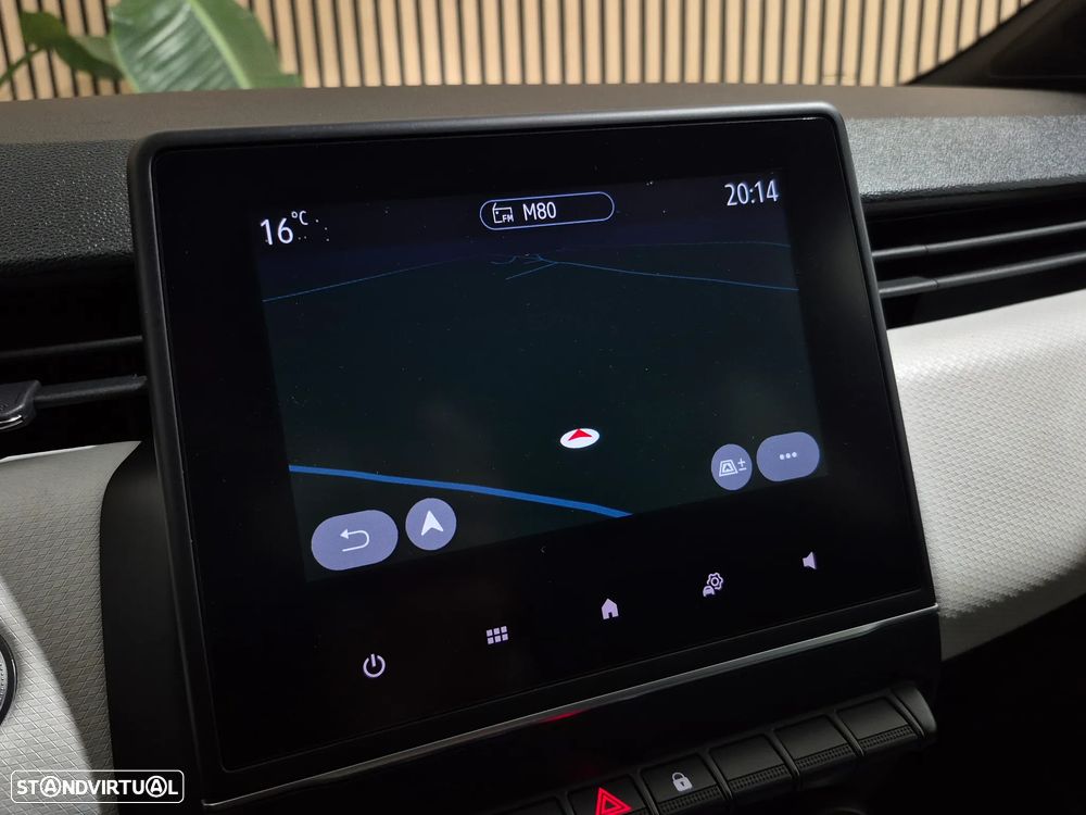 Renault Clio TCe 90 CVT TECHNO - 18