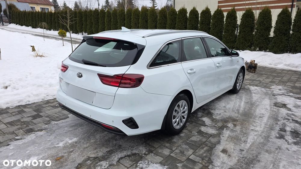 Kia Ceed 1.6 CRDi SCR L Business Line Plus - 5