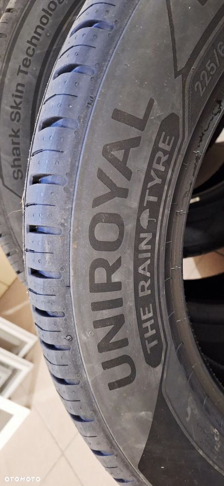 Opony Uniroyal RainExpert 5 – 225/60 R18 100V - 3
