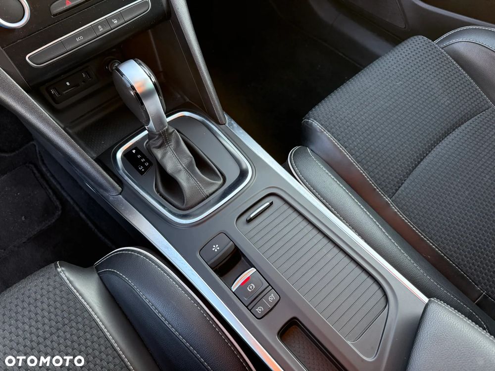 Renault Megane ENERGY dCi 110 EDC BOSE EDITION - 19