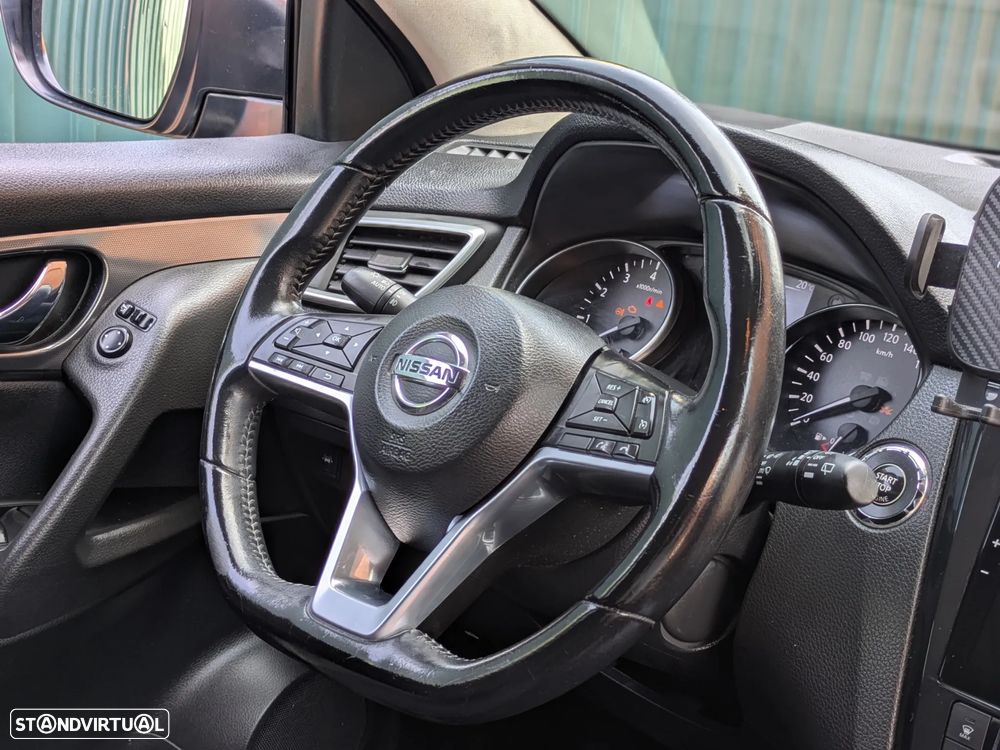 Nissan Qashqai 1.2 DIG-T N-Connecta Led - 16