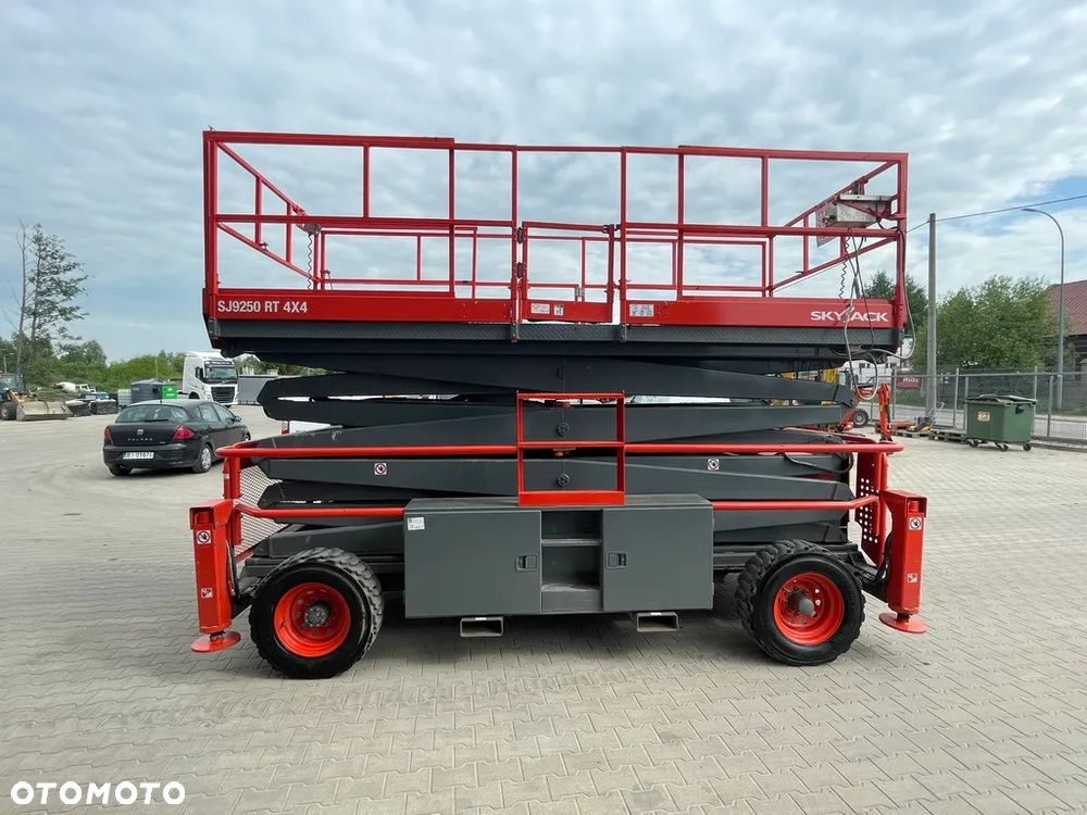 Skyjack SJ 9250 - 4