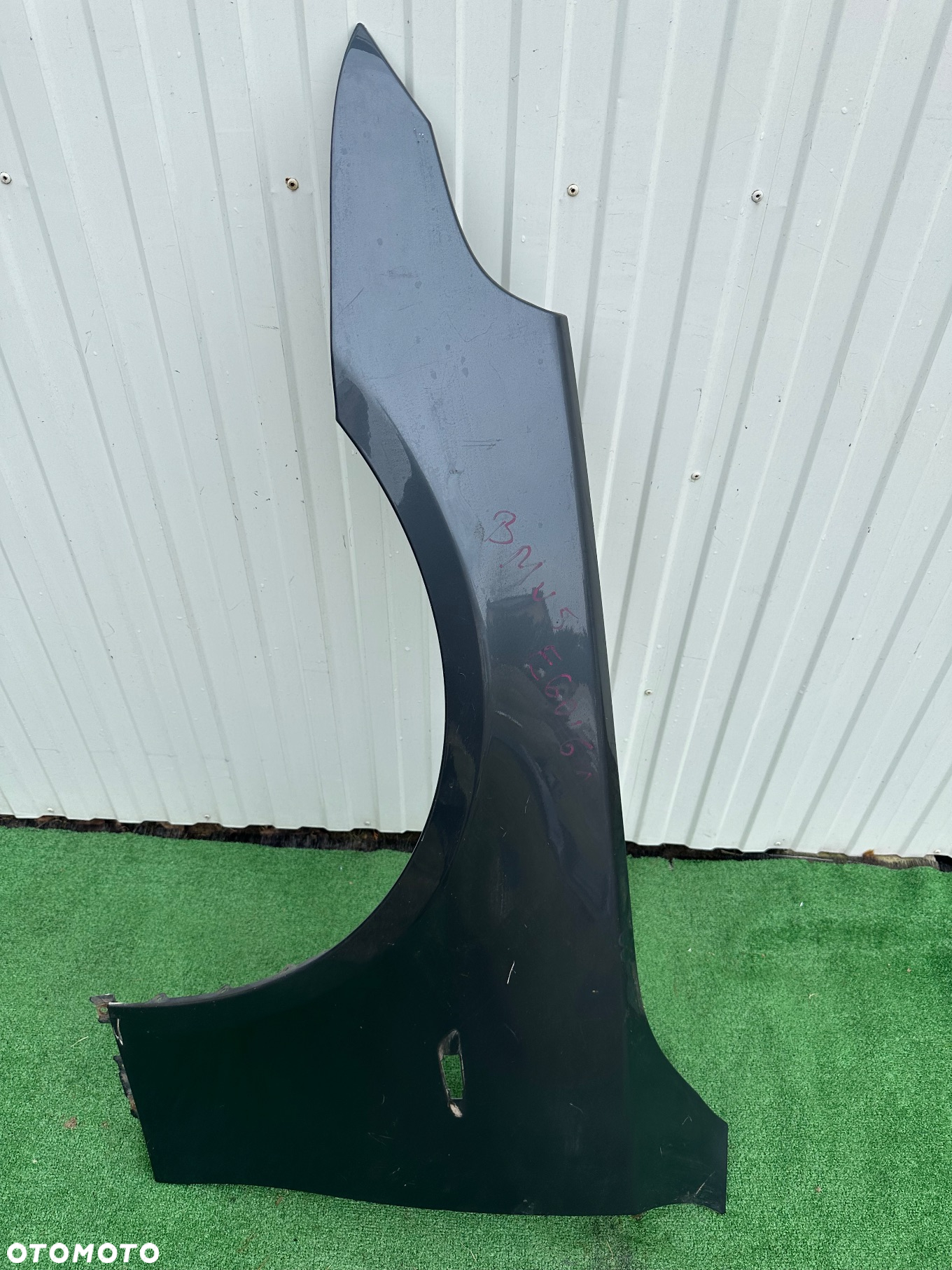 BŁOTNIK PRZEDNI Lewy BMW 5 E60 E61 - 2