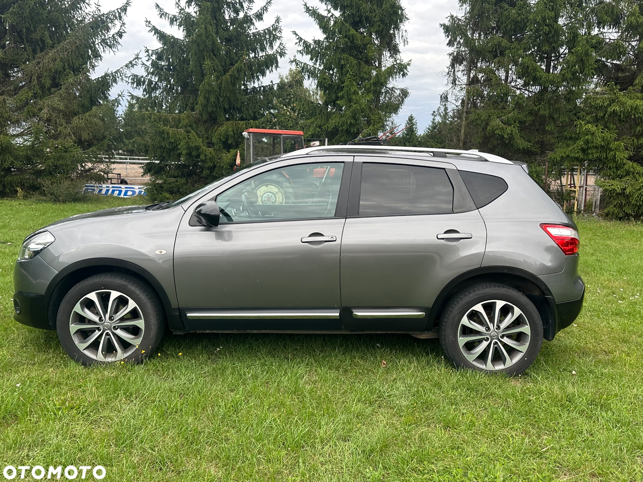 Nissan Qashqai - 2