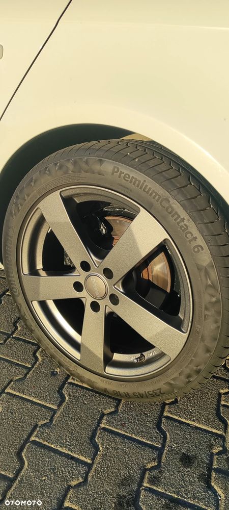 Audi A4 Avant 2.0 TDI - 16