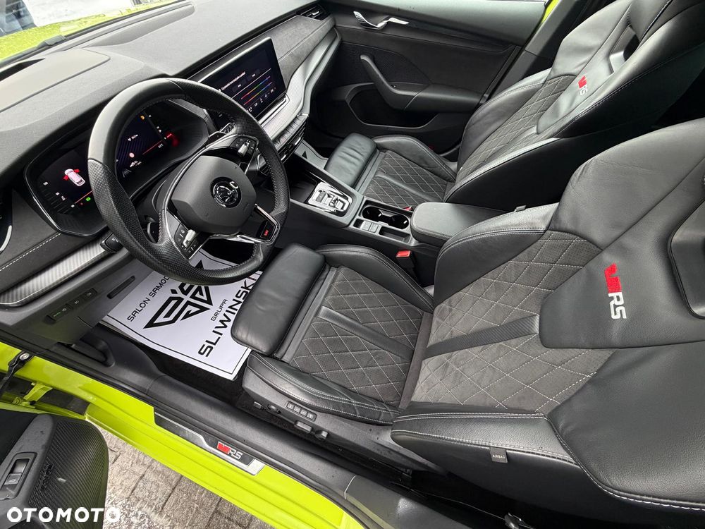 Skoda Octavia 2.0 TDI DSG RS - 22