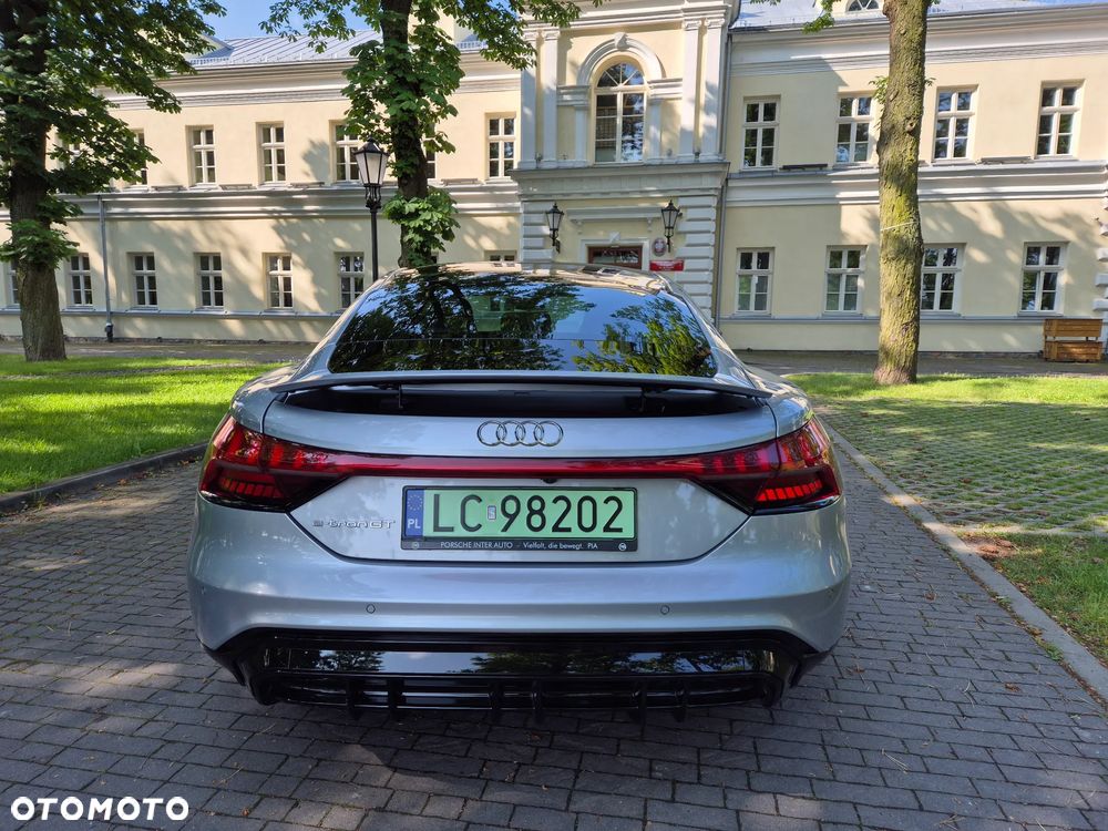 Audi e-tron GT - 5
