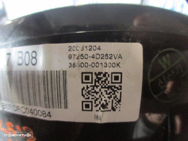 Comando Sofagem 972504D252VA 38000001300K KIA CARNIVAL 2 2009 2.9 CRDI 185CV 5P CINZA - 4