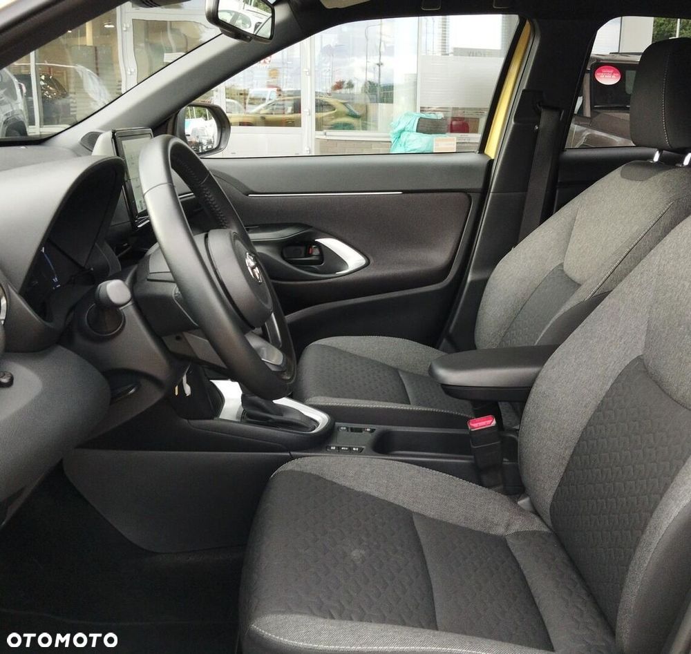 Toyota Yaris Cross Hybrid 1.5 Comfort - 13