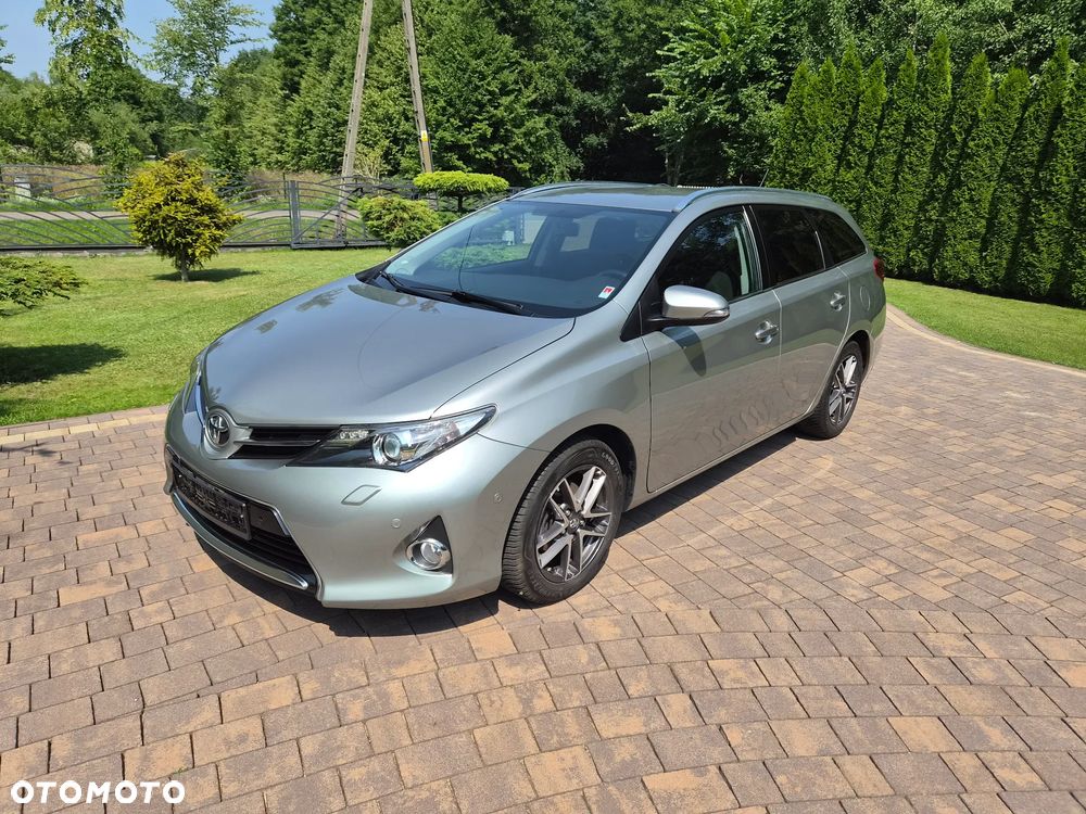 Toyota Auris 1.6 Valvematic Comfort - 3