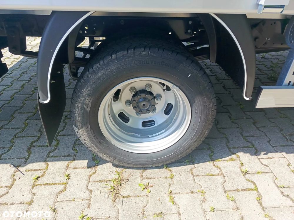 Iveco Daily / Pewny partner w biznesie! - 19