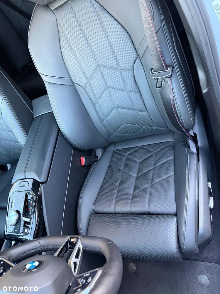 BMW Seria 5 540d xDrive mHEV M Sport - 29