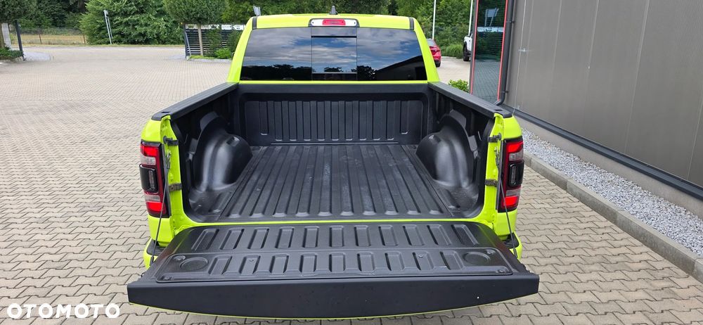 RAM 1500 5.7 Crew Cab Rebel - 16