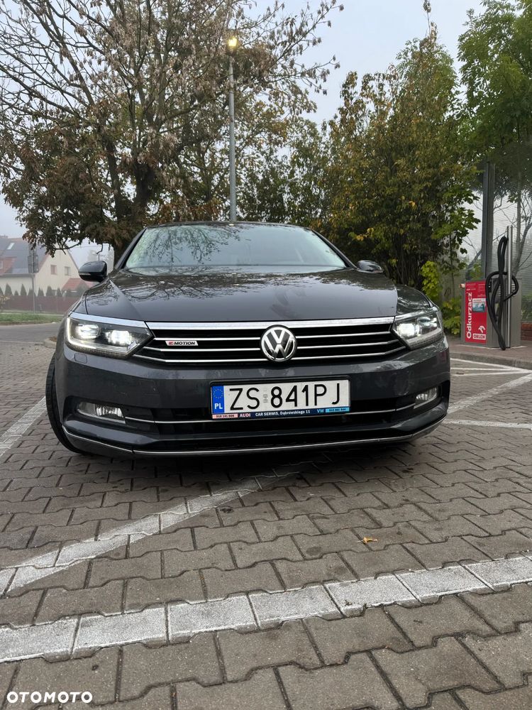 Volkswagen Passat 2.0 TDI Bi-Turbo BMT 4Mot Highline DSG - 2