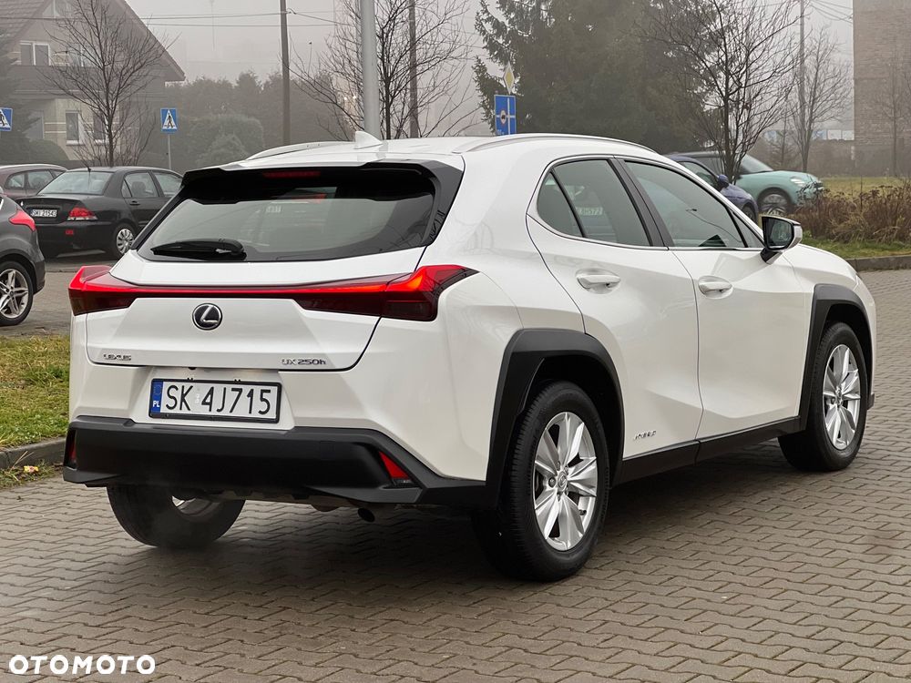 Lexus UX 250h Elegance 2WD - 5