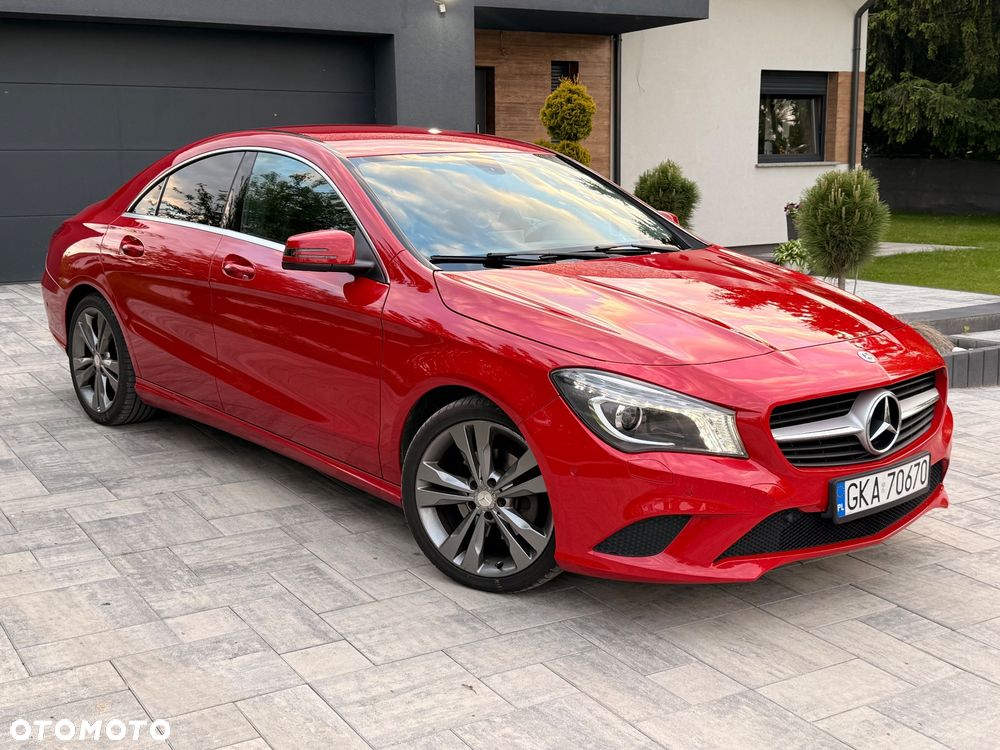 Mercedes-Benz CLA 200 AMG Line - 1